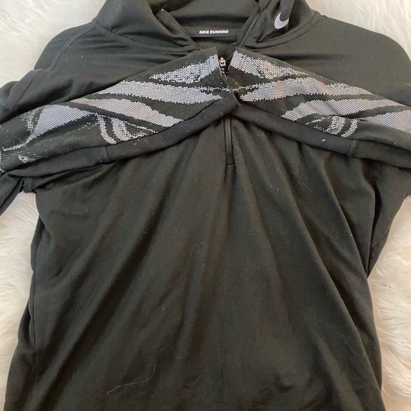 Nike running quarter zip - Picture 4 of 9